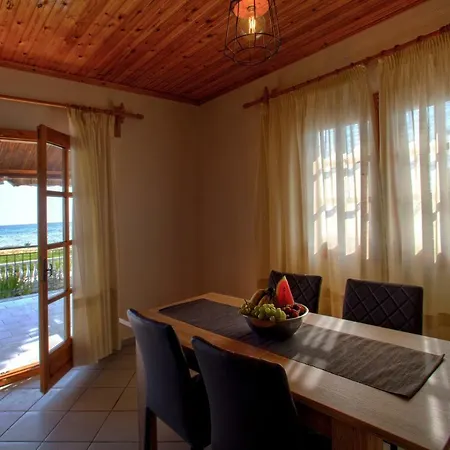 Halkidiki Seafront House * Nea Kallikrateia