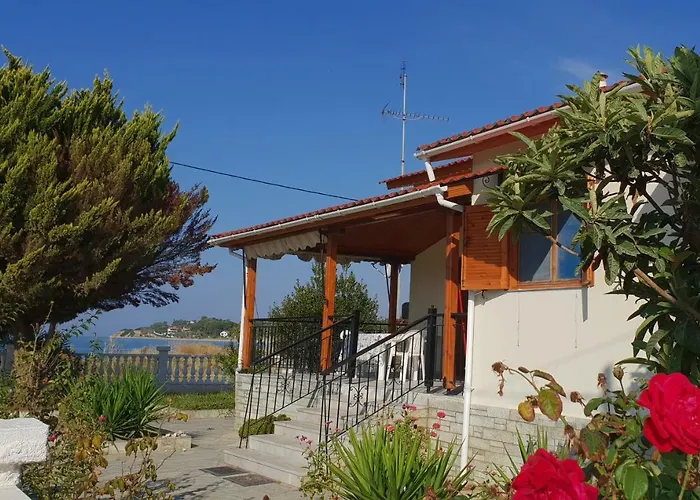度假居 Halkidiki Seafront House Nea Kallikrateia