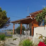 度假居 Halkidiki Seafront House Nea Kallikrateia